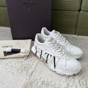Valentino Garavani VLTN Chunky Leather Sneakers Men’s EU Size 42 US Size 9